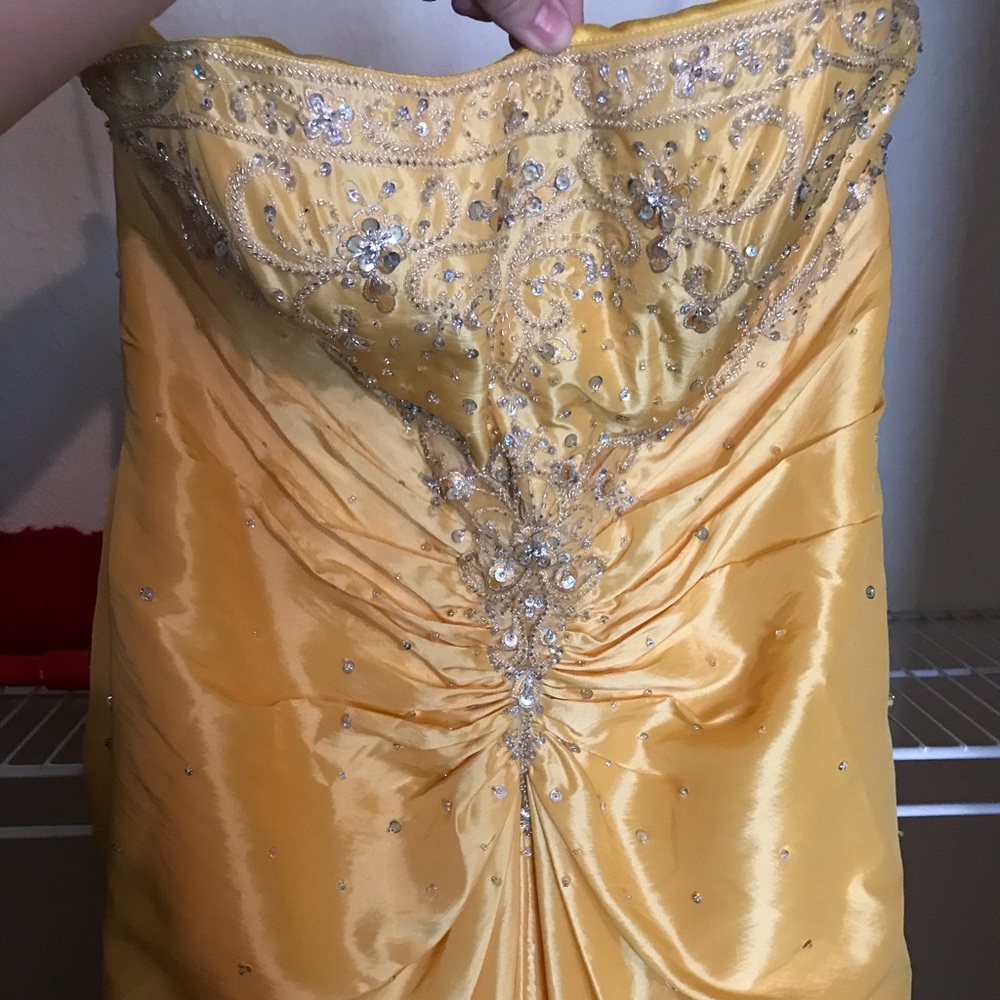 Prom dress